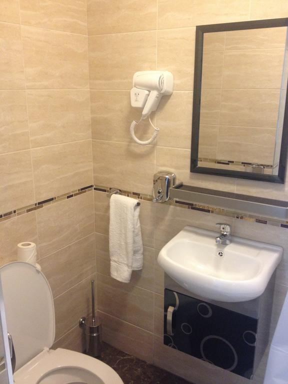 Heathrow Inn Hotel Hillingdon Værelse billede