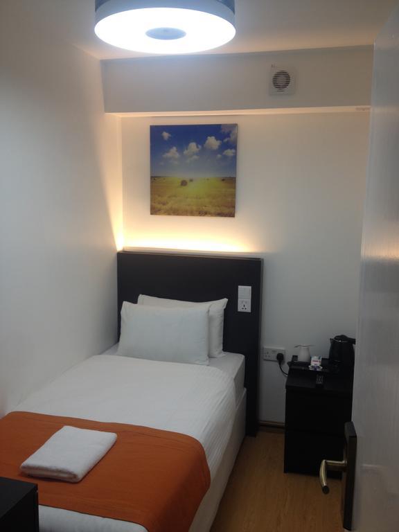 Heathrow Inn Hotel Hillingdon Værelse billede